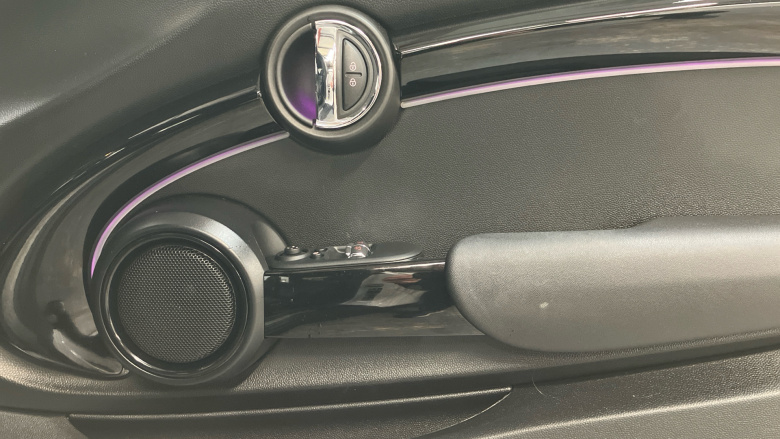 MINI Hatchback 135kW Cooper S Level 2 33kWh 3dr Auto Electric Hatchback